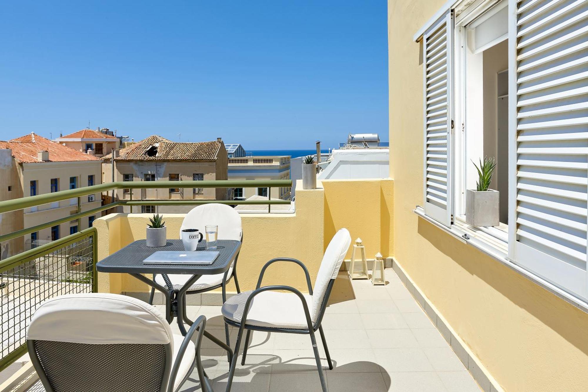 Prime Room In Heraklion Center Bagian luar foto
